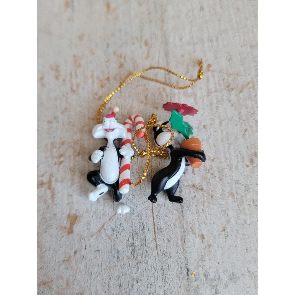 Vintage Looney AS IS Sylvester pepe le pew mini ornament Xmas set unique